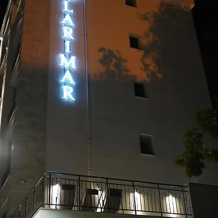 Garni Larimar Szálloda